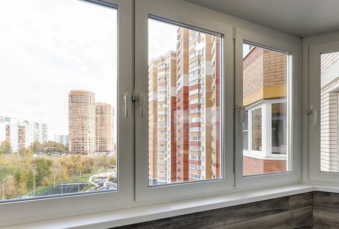 Теплое Rehau, отделка стен и пола ламинатом, теплый пол